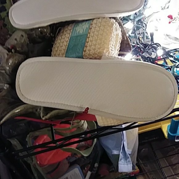 Slippers - Picture 2 of 2